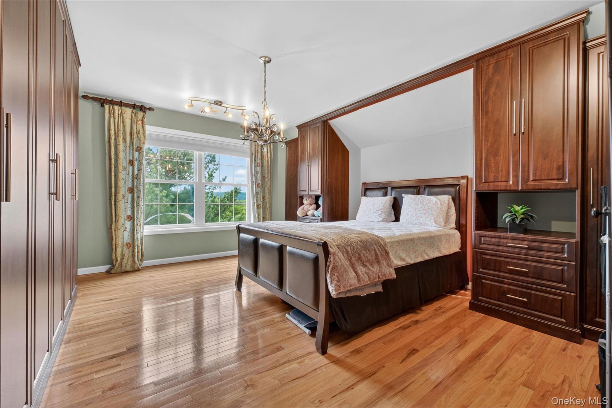 219 Country Club Road – For Sale photo 29