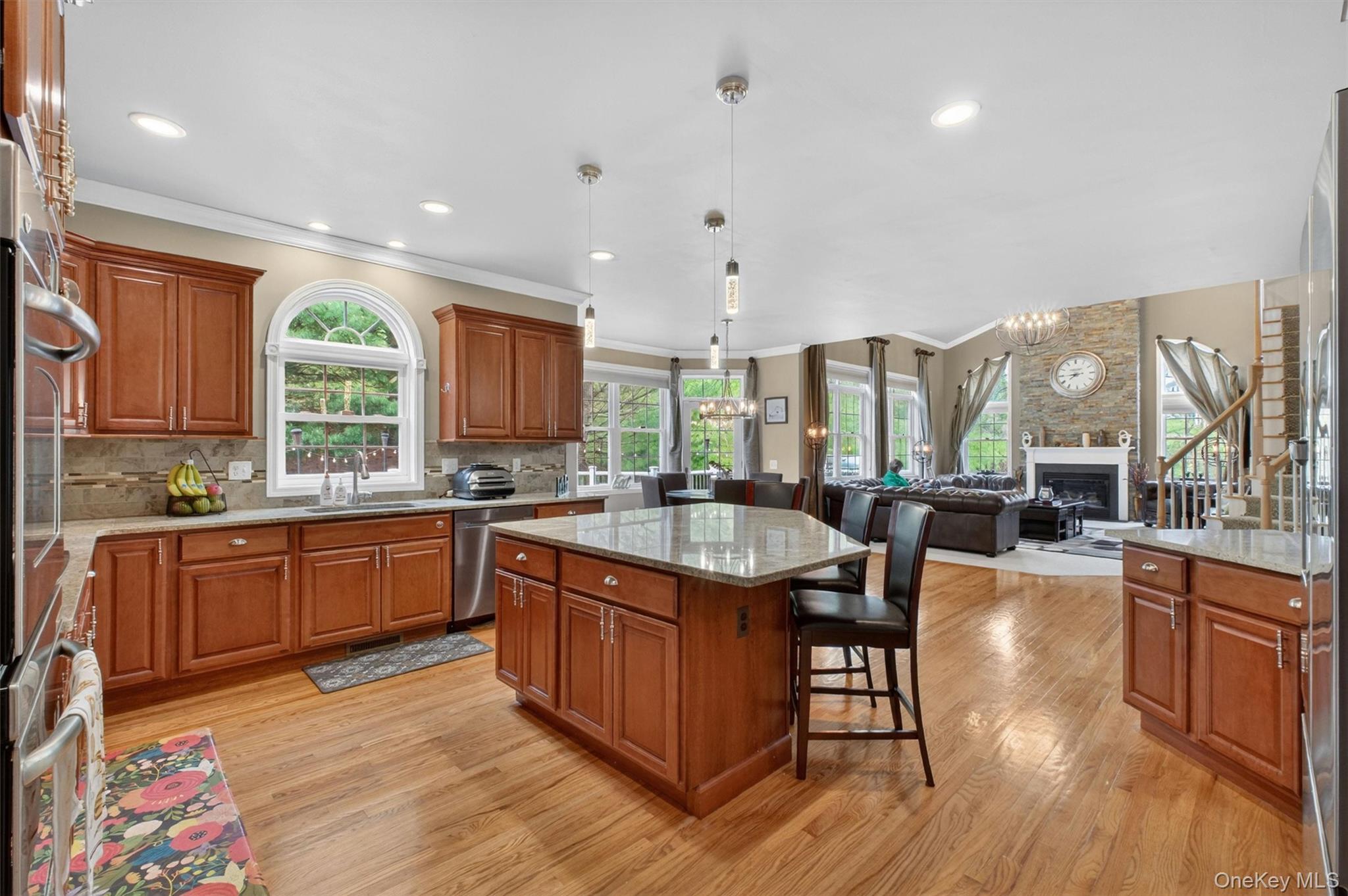 219 Country Club Road – For Sale photo 8