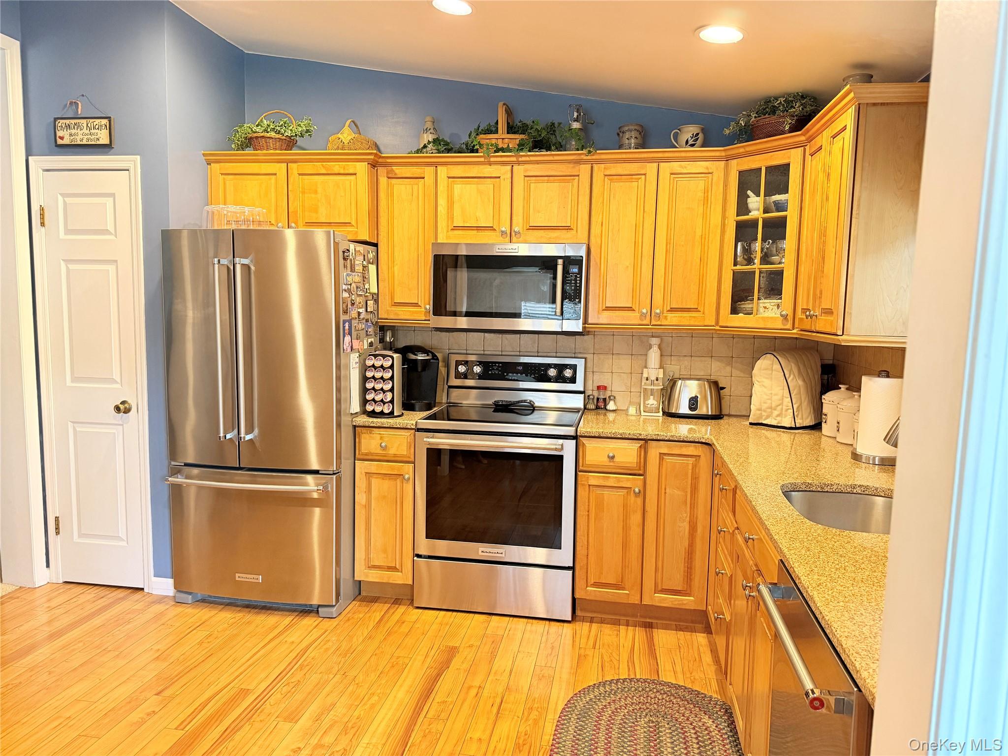 168 Pleasant Avenue – For Sale photo 7