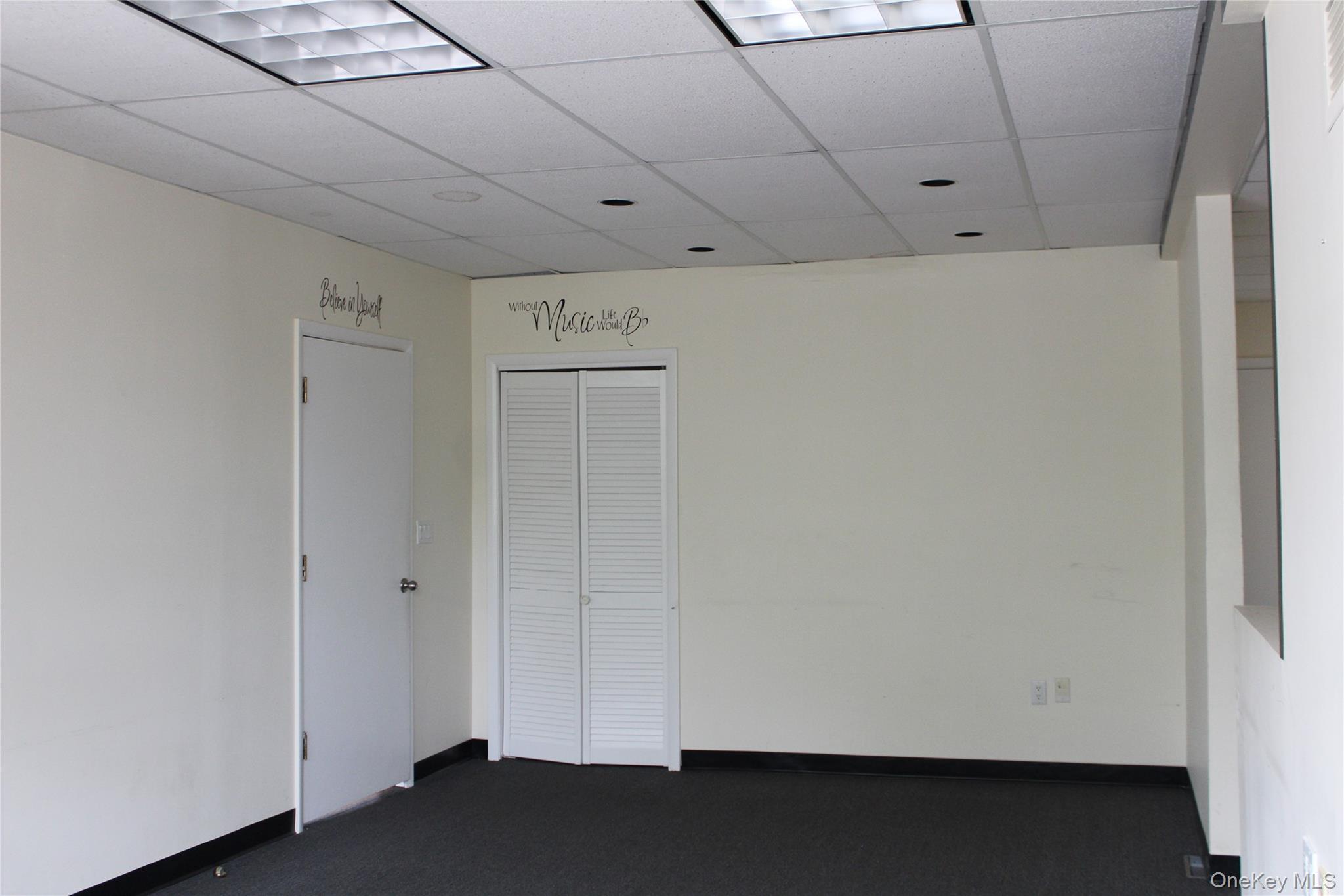 15 Moore Avenue, Unit 2R photo 3