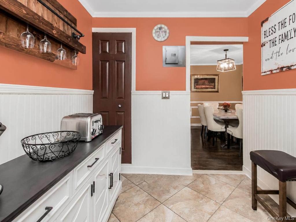 480 Riverdale Avenue, Unit 6H photo 7