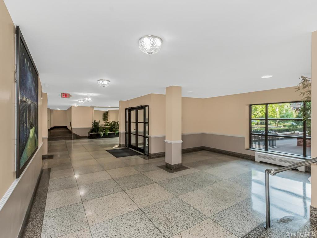 480 Riverdale Avenue, Unit 6H photo 13