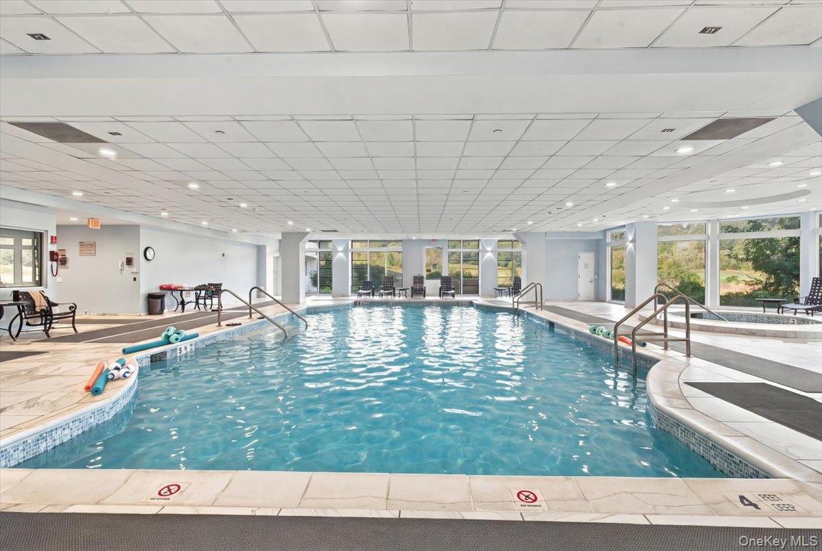 100 Harbor View Drive, Unit 651 photo 37