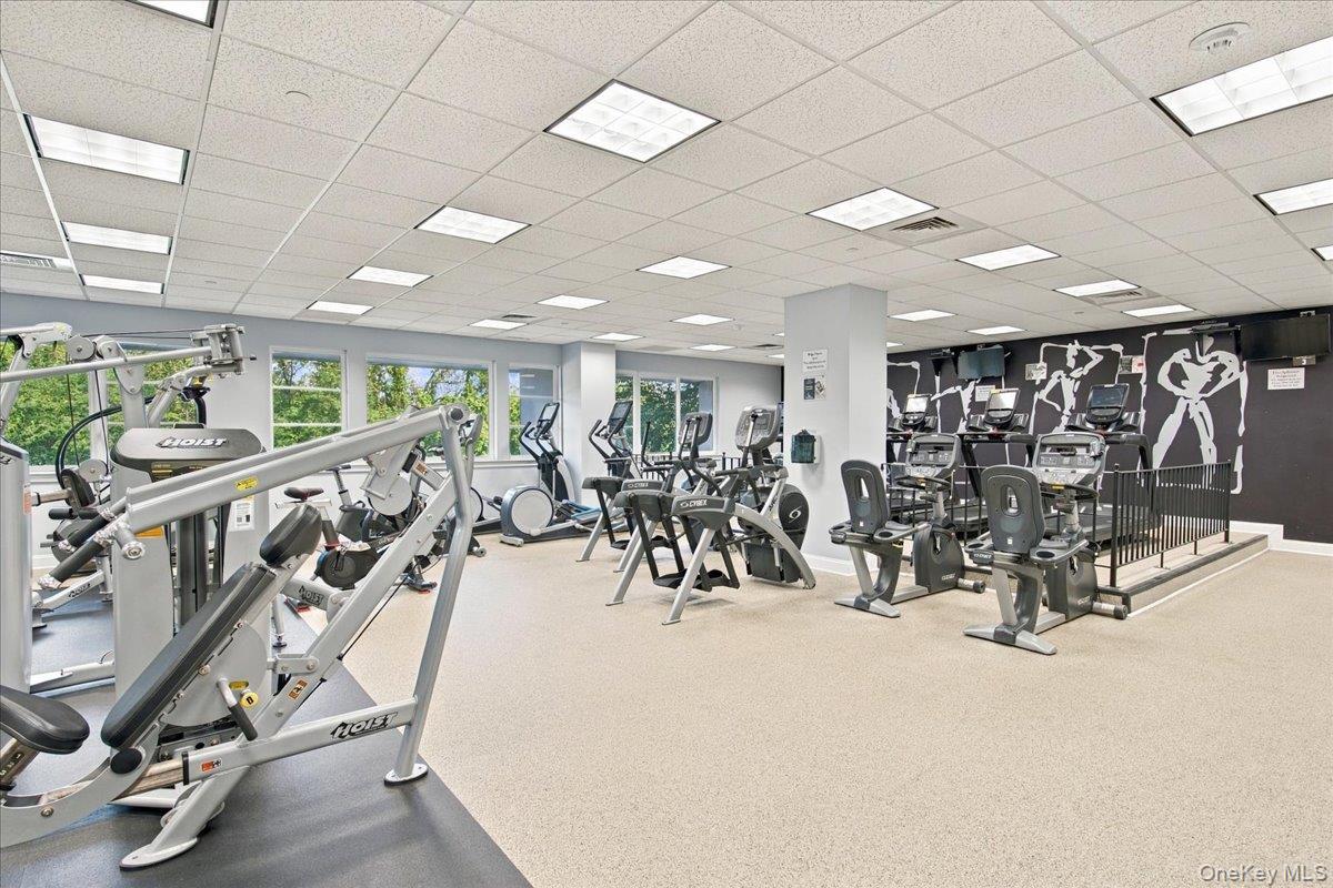 100 Harbor View Drive, Unit 651 photo 31