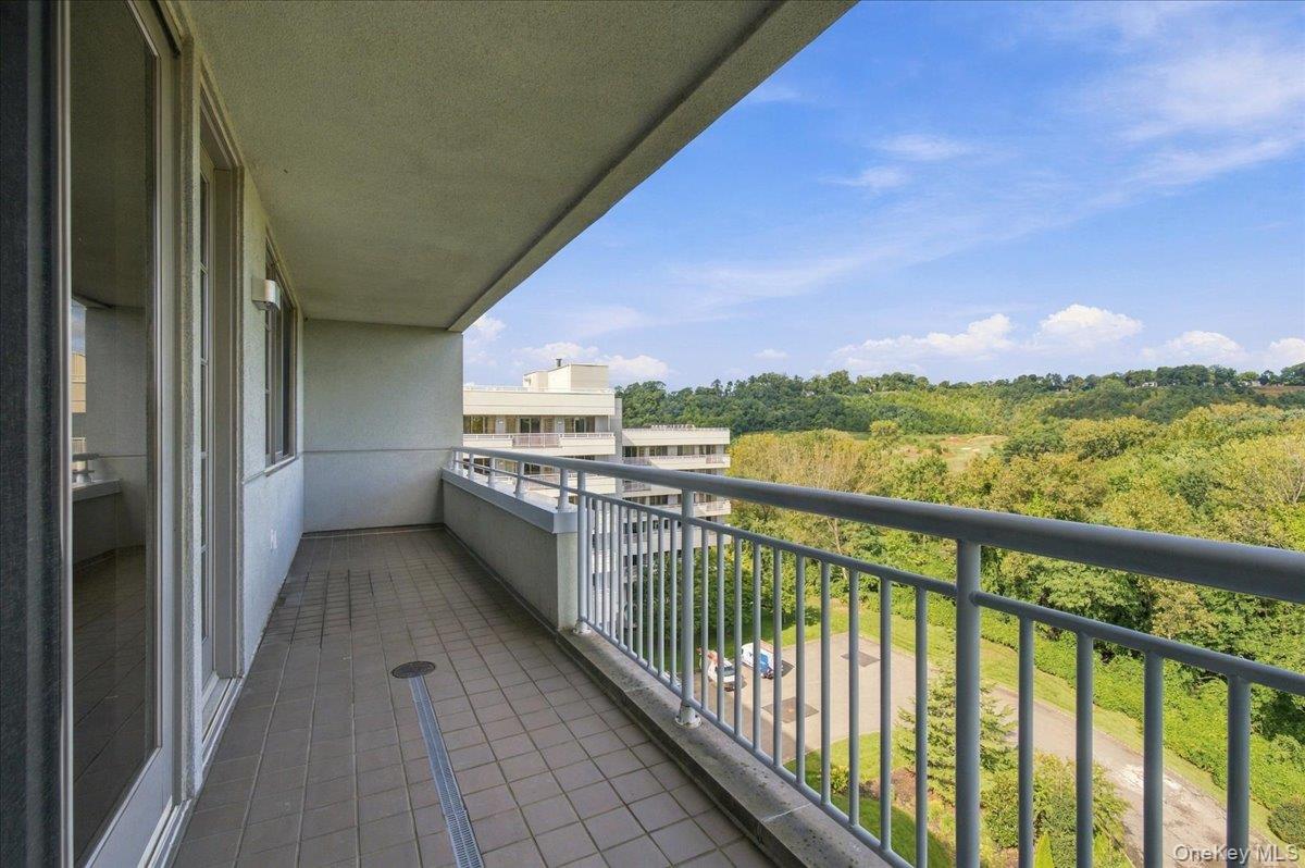 100 Harbor View Drive, Unit 651 photo 20