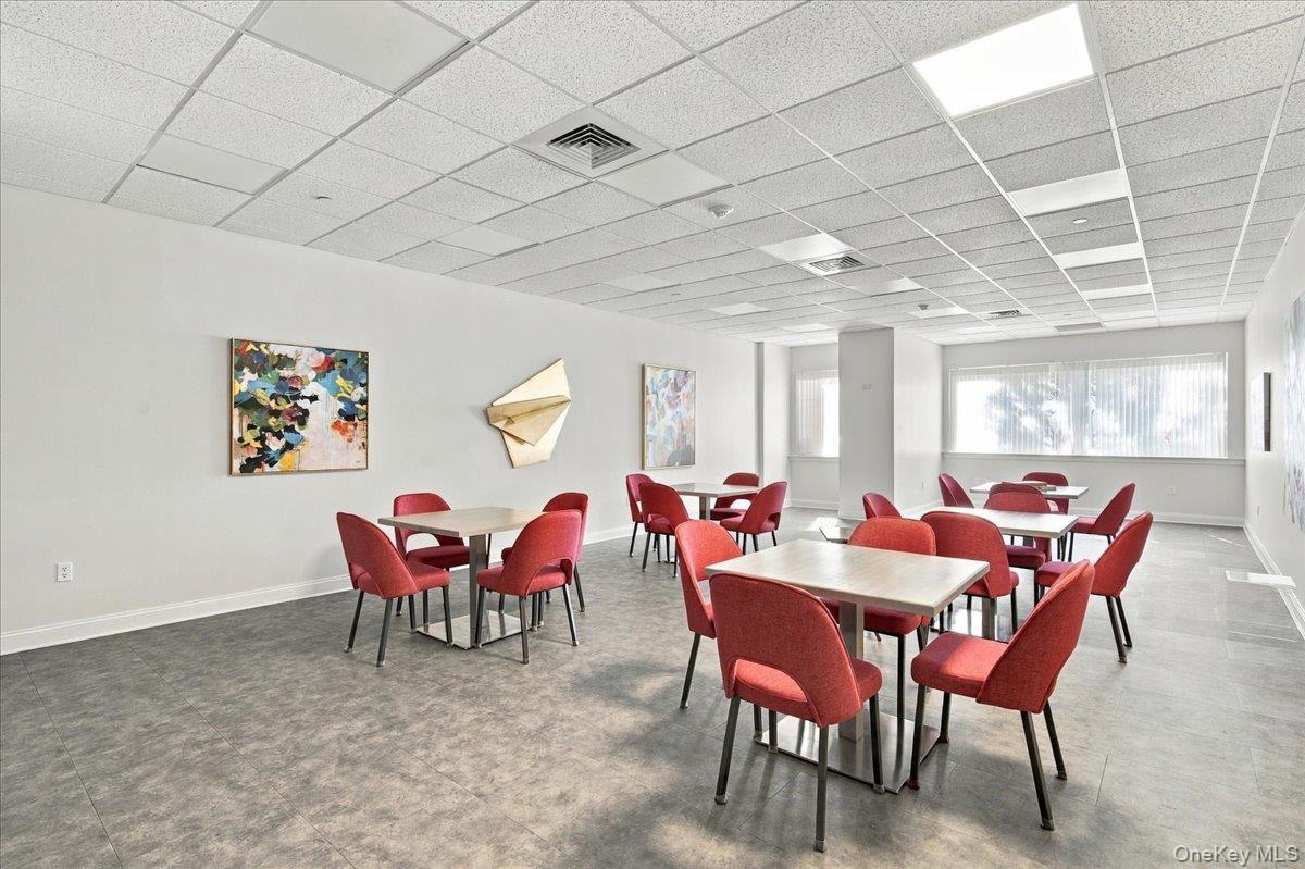 100 Harbor View Drive, Unit 651 photo 27
