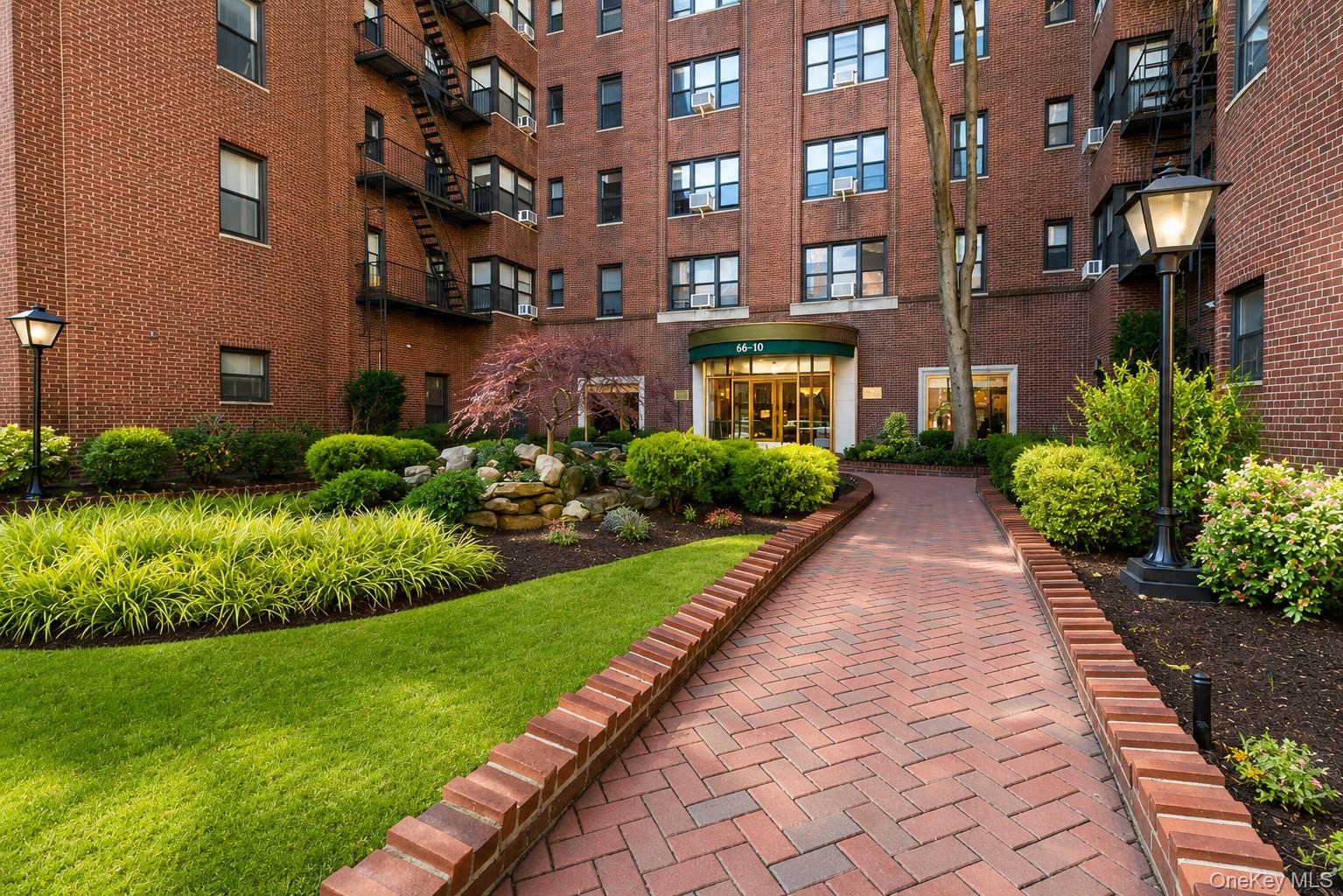 69-10 Yellowstone Boulevard, Unit 505
