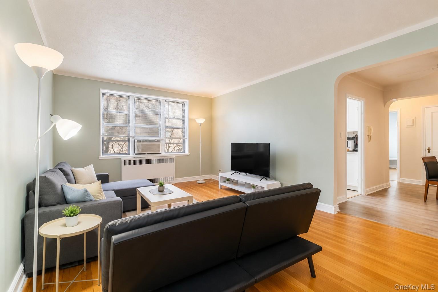 69-10 Yellowstone Boulevard, Unit 505 photo 5