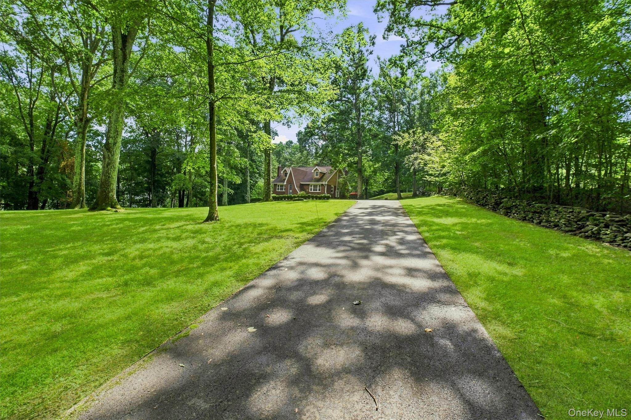 61 Bowe Lane – For Sale photo 2