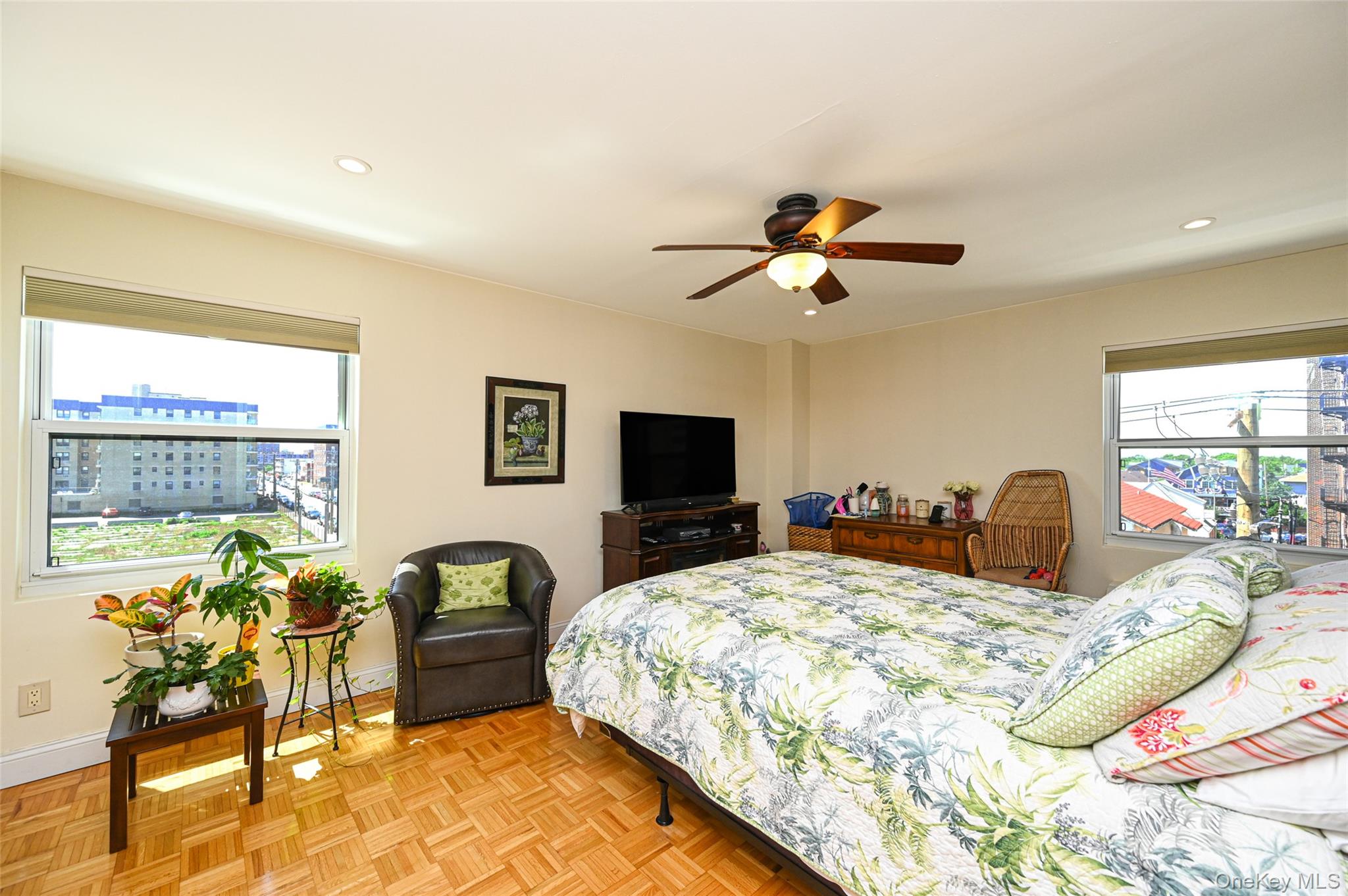 360 Shore Road, Unit 4K photo 9