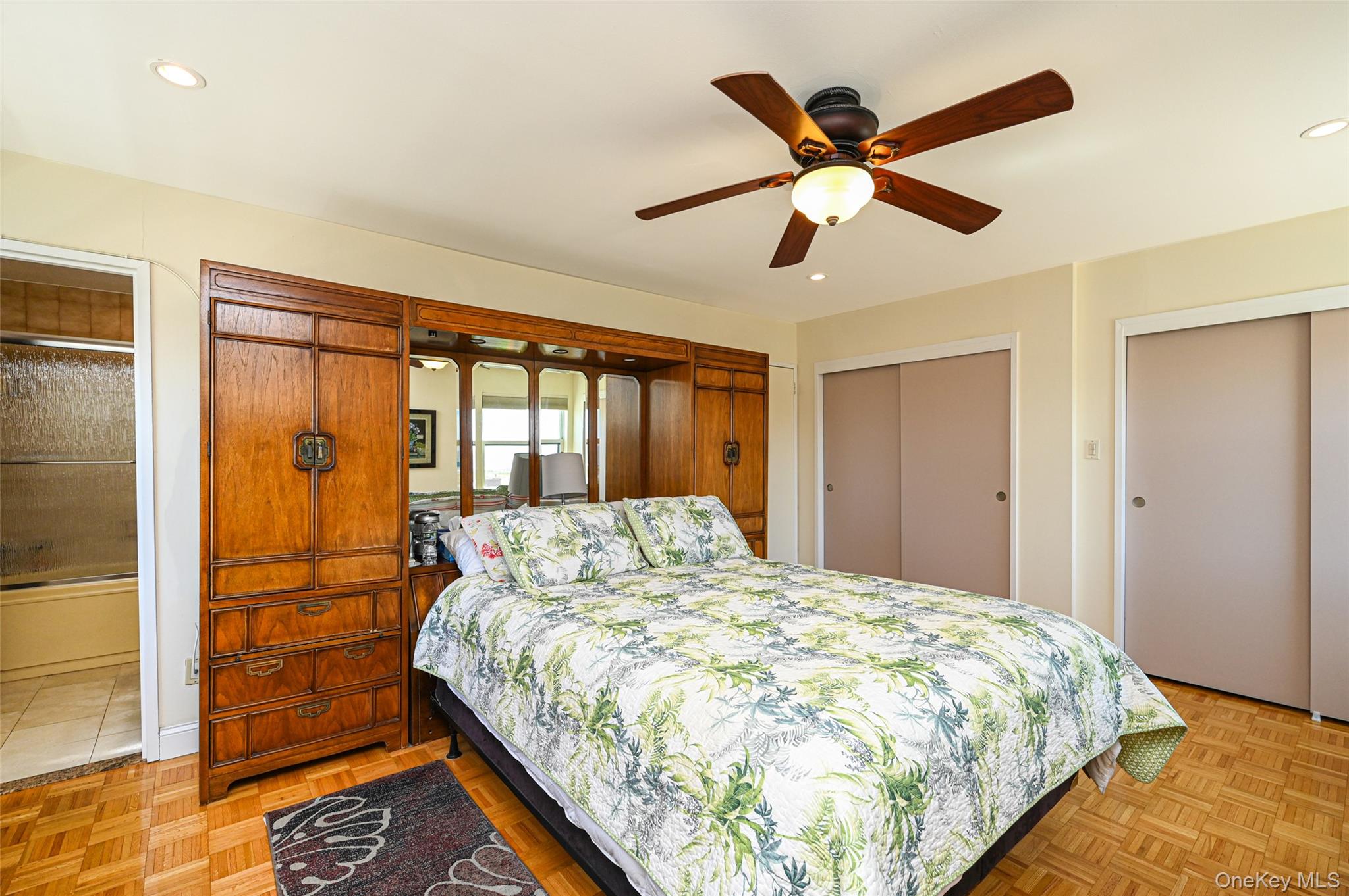 360 Shore Road, Unit 4K photo 12