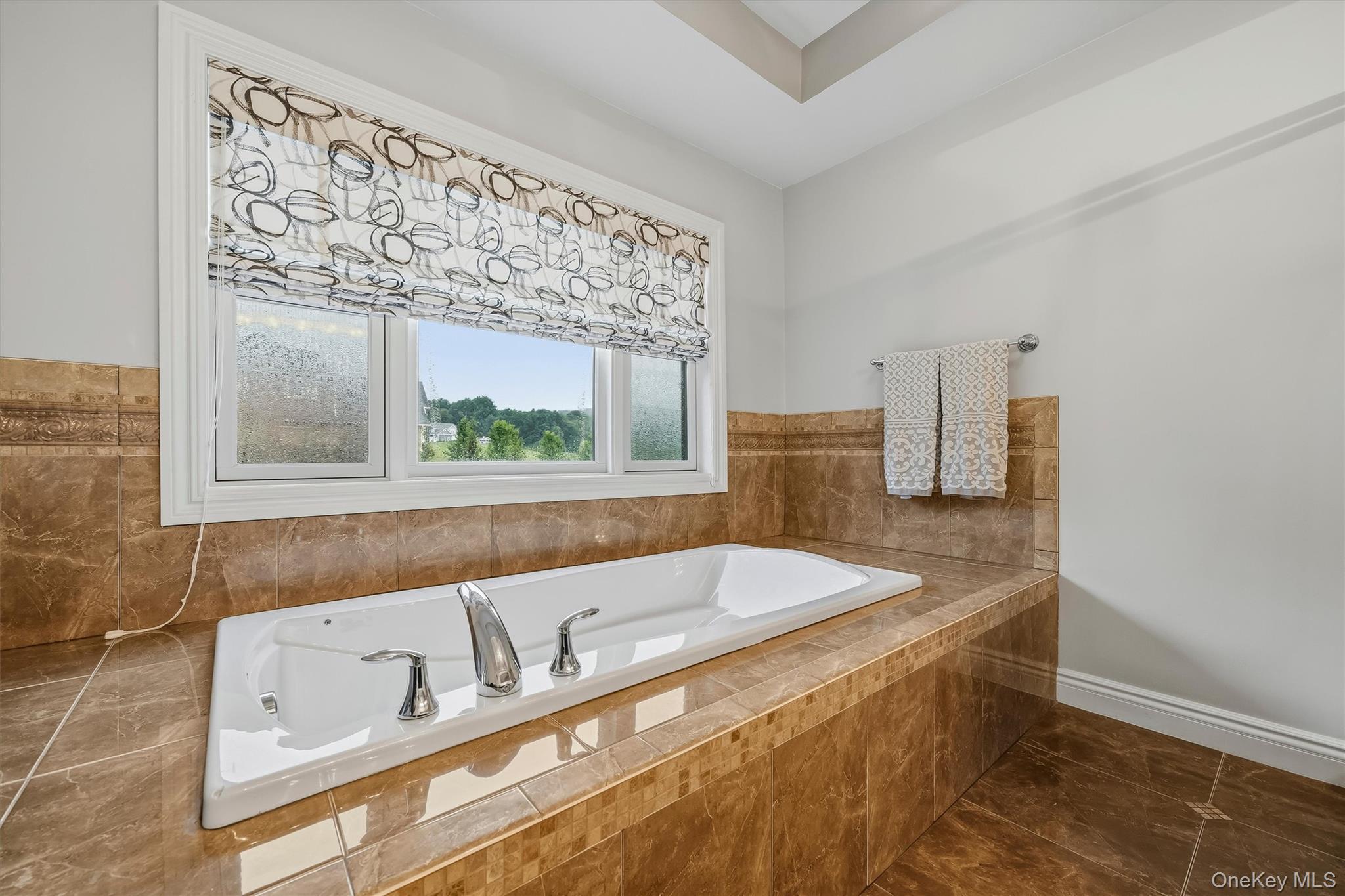 16 Canterbury Lane – For Sale photo 29