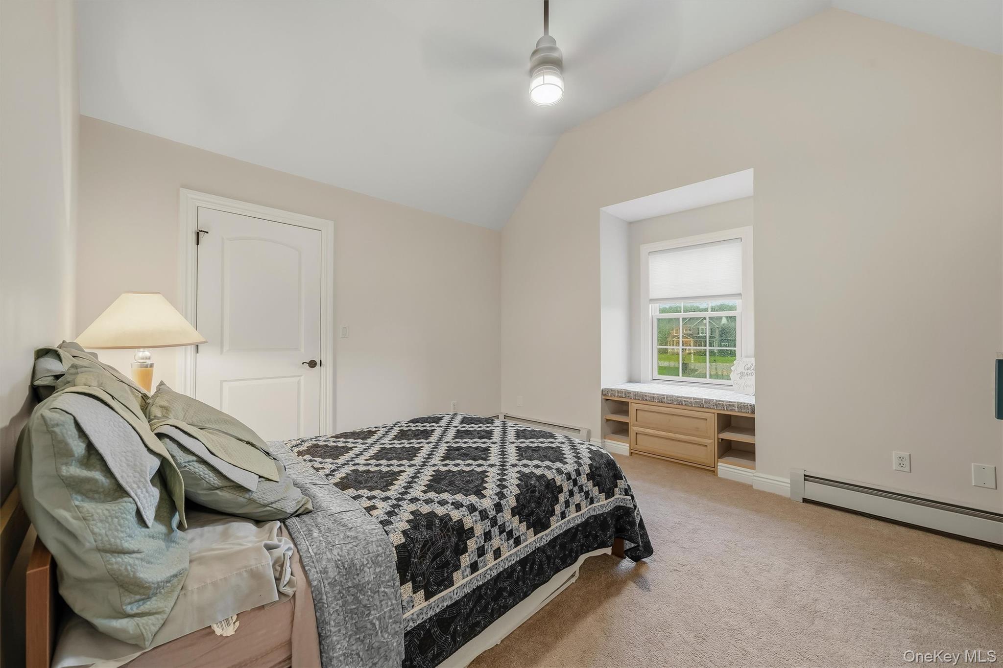 16 Canterbury Lane – For Sale photo 32