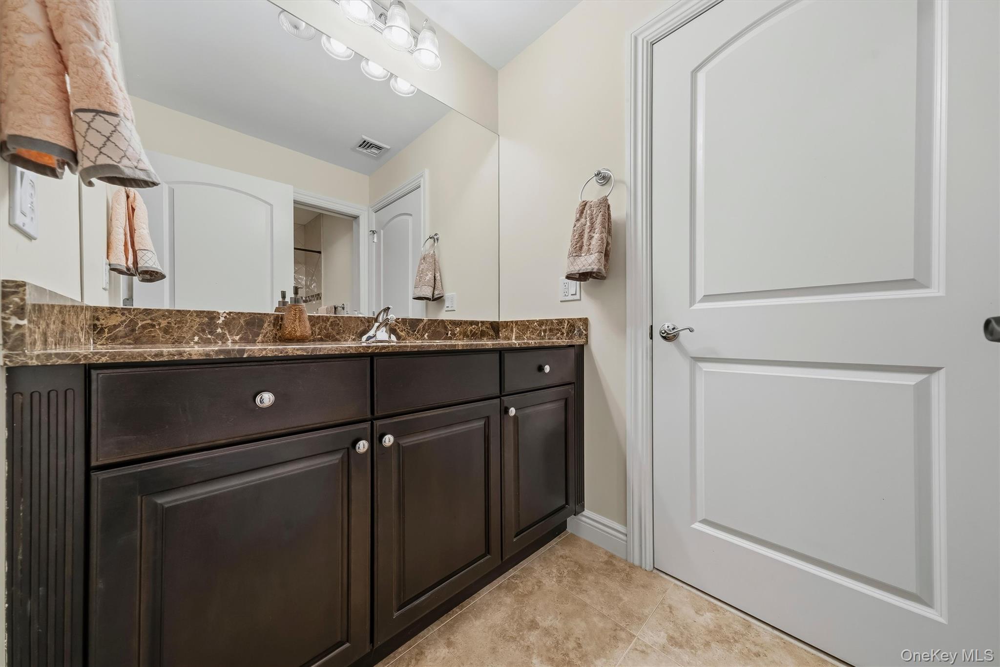 16 Canterbury Lane – For Sale photo 35