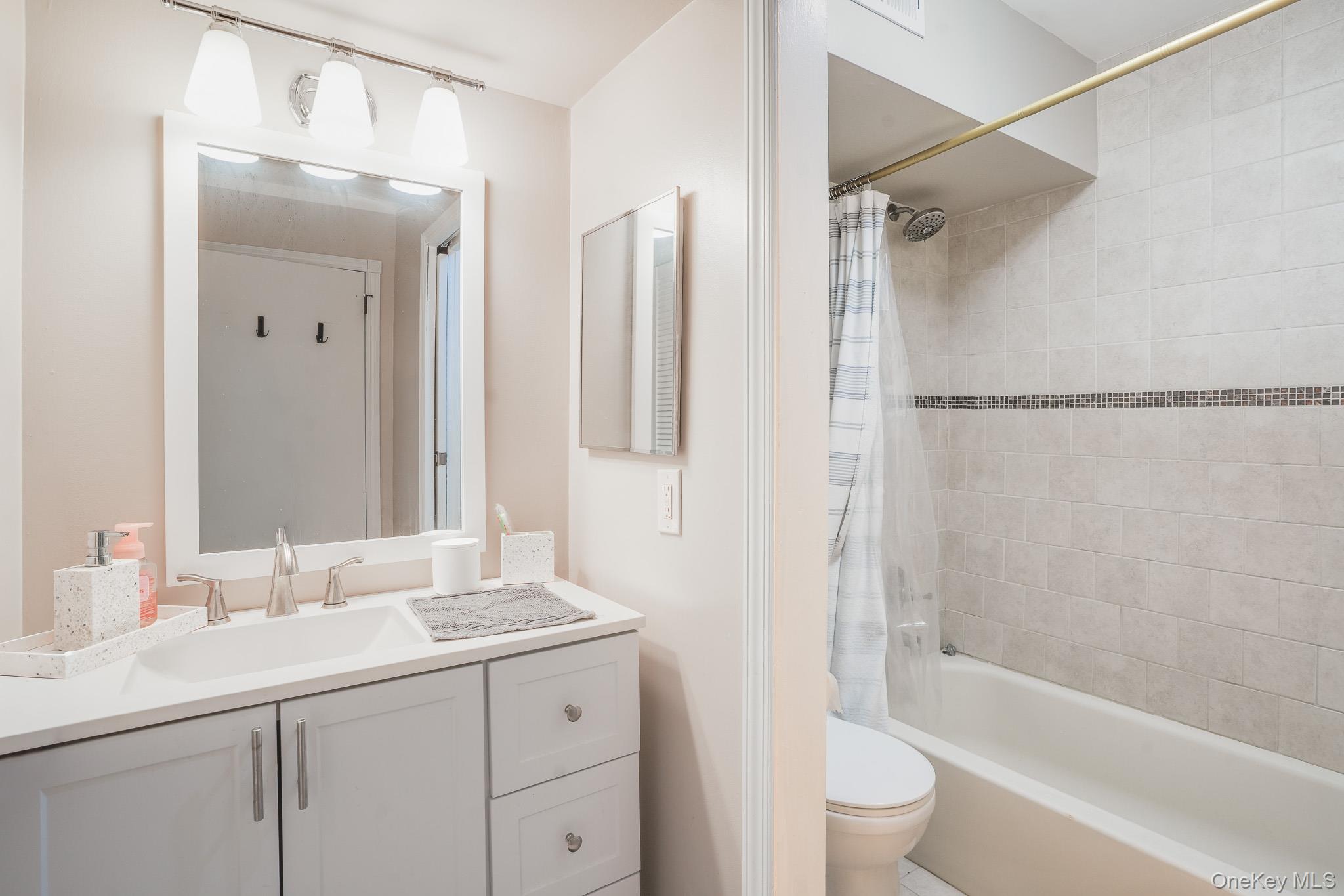 125 Stringham Road, Unit 28 photo 13