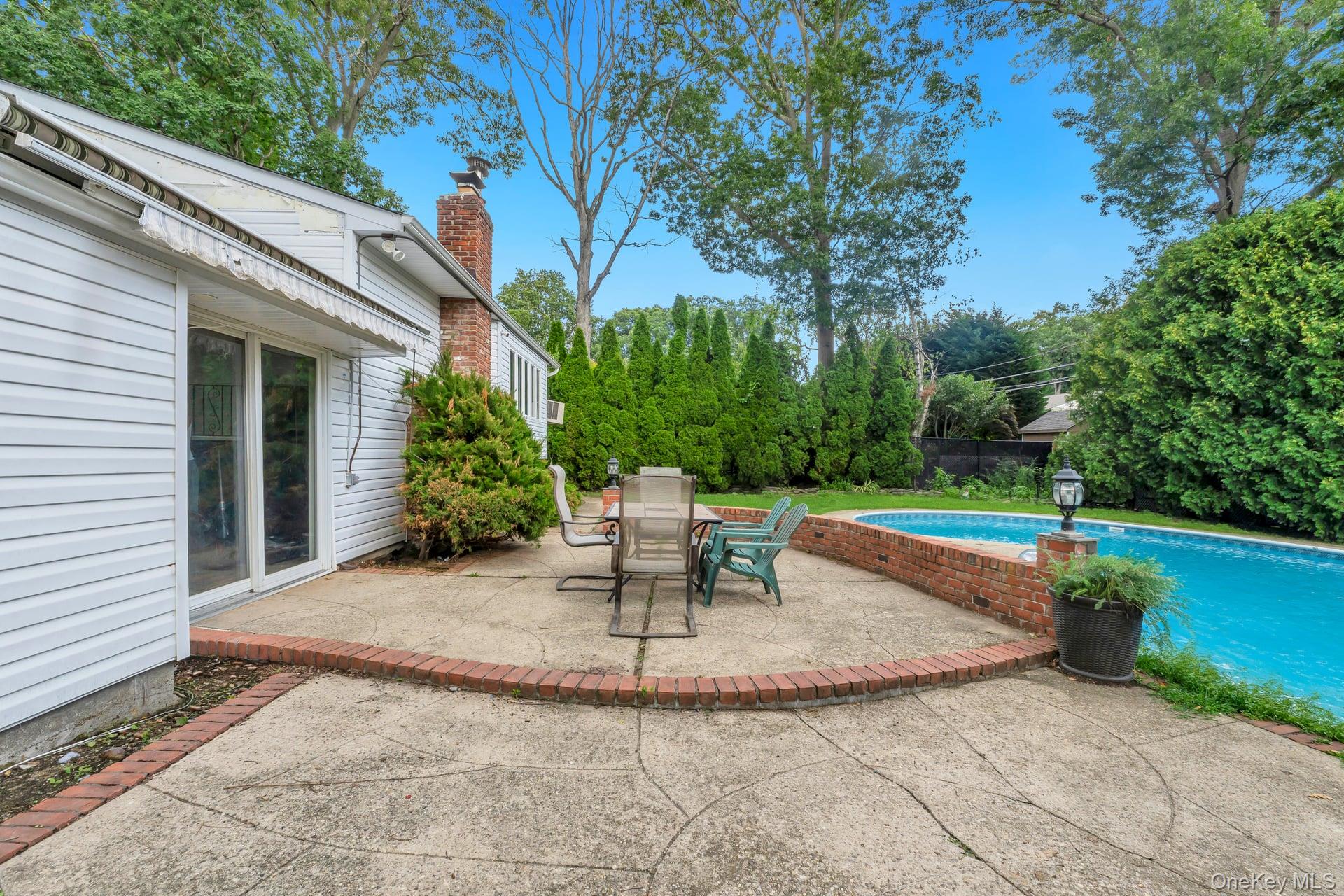 22 Cornelia Lane – For Sale photo 12