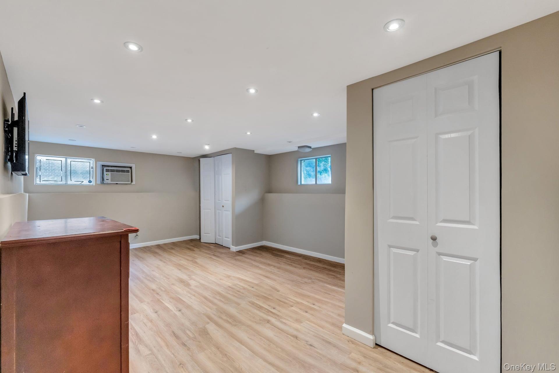22 Cornelia Lane – For Sale photo 44