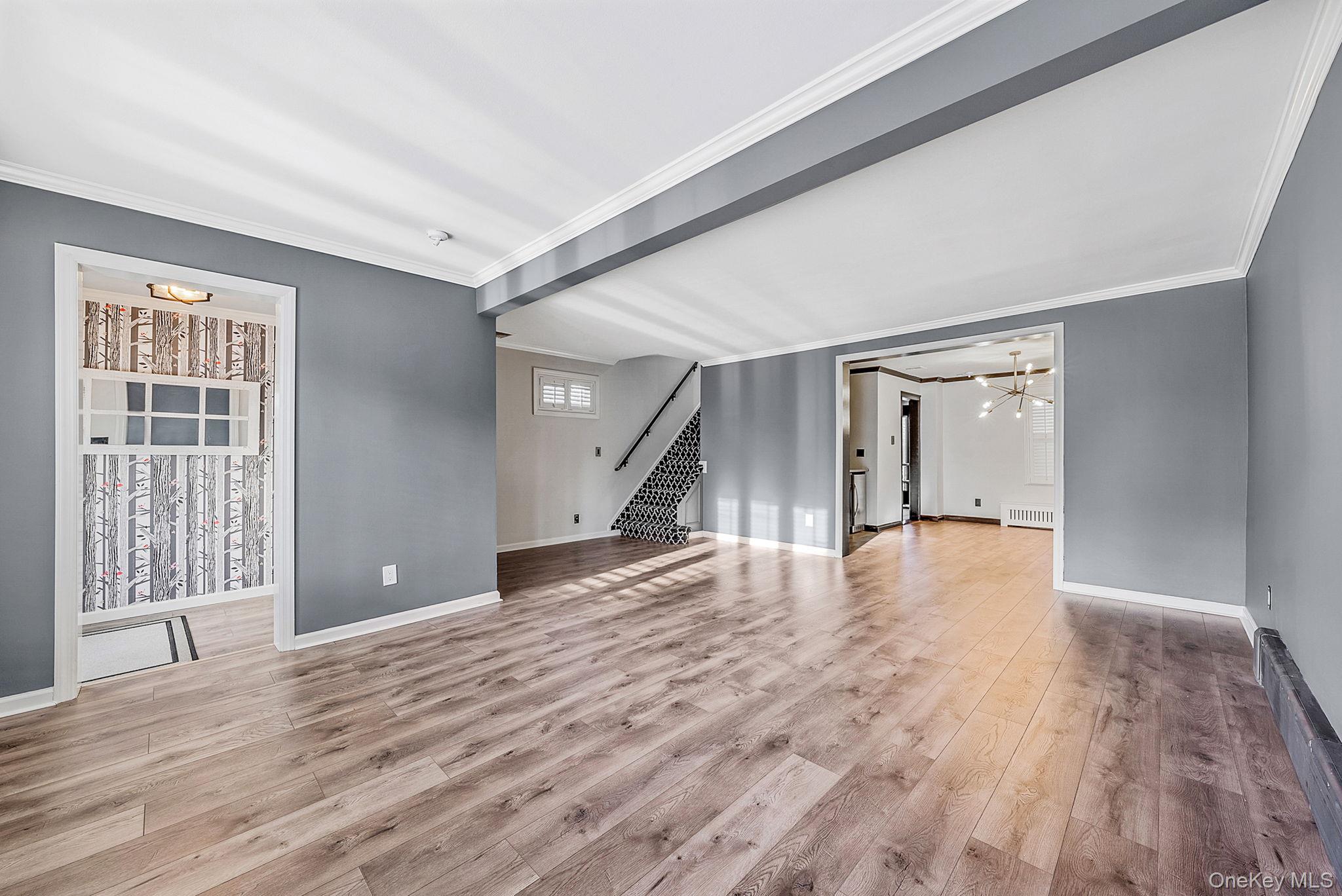 32 Everett – For Sale photo 8