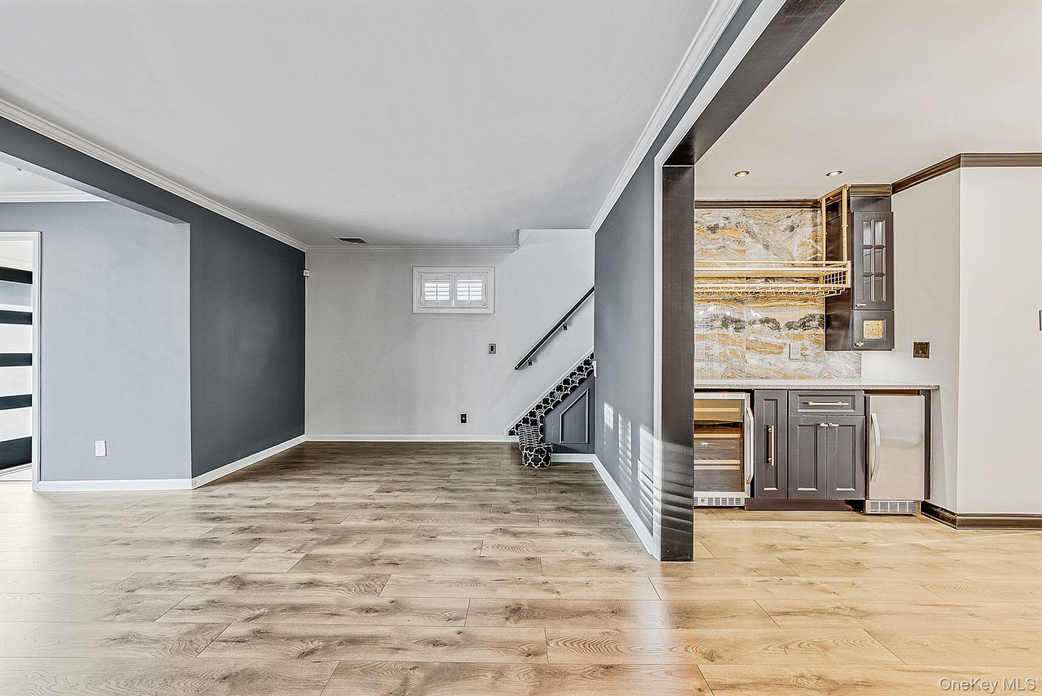 32 Everett – For Sale photo 11