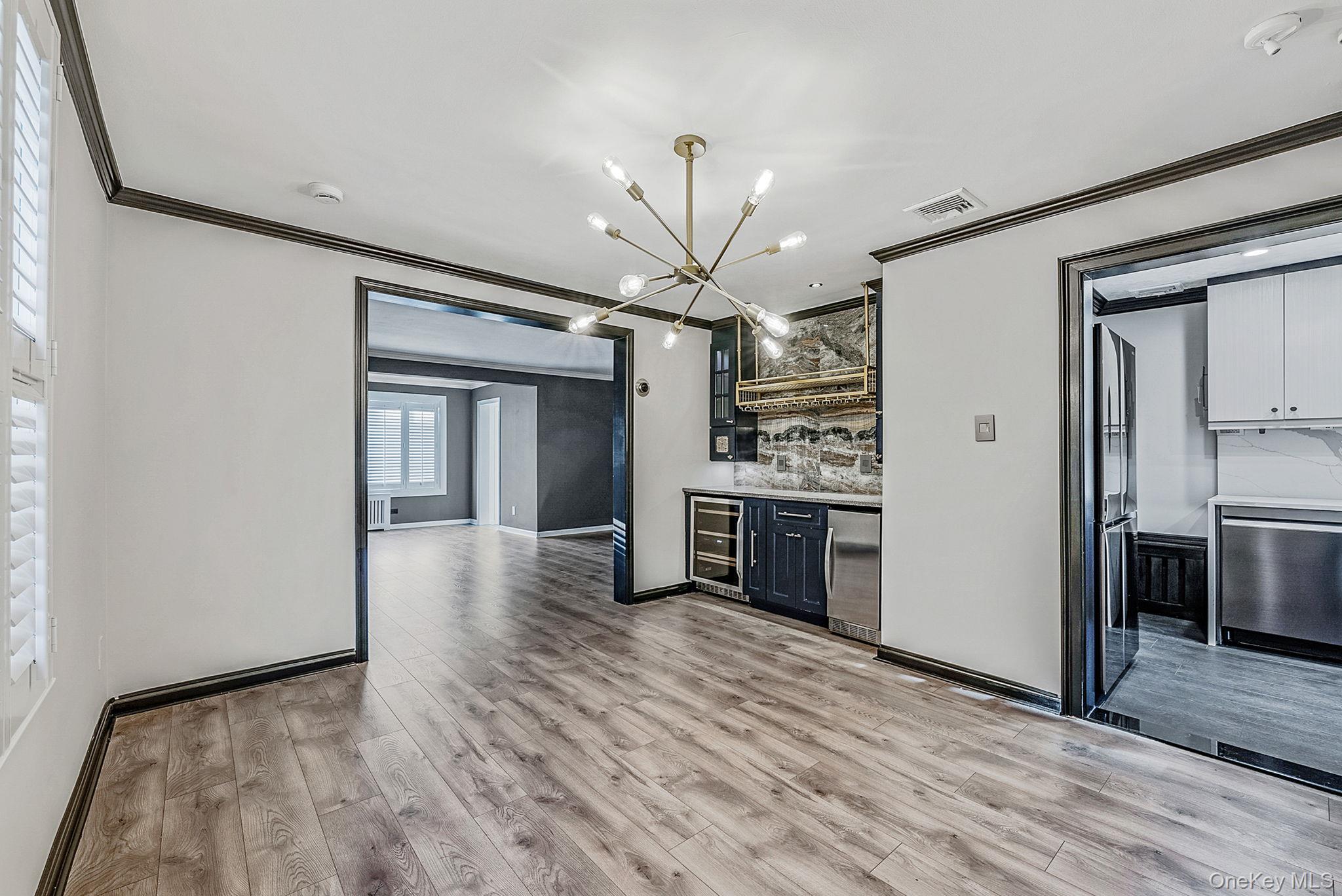 32 Everett – For Sale photo 17