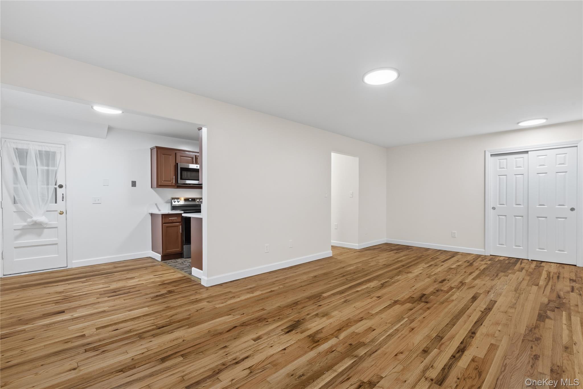 2 Woods End Circle, Unit L photo 6