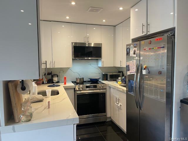 655 Chestnut Street, Unit 2nd Fl photo 9