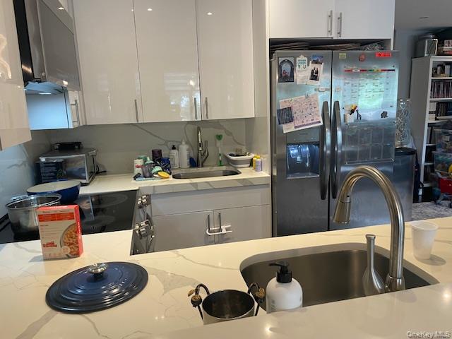 655 Chestnut Street, Unit 2nd Fl photo 8