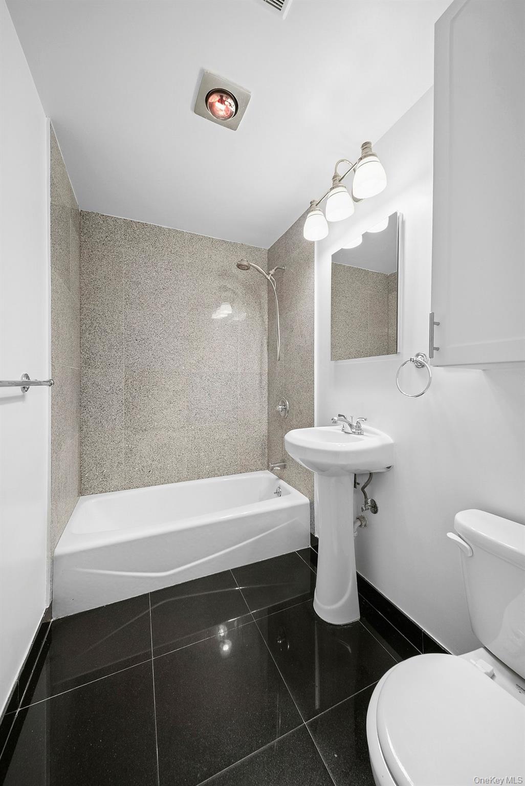 655 Chestnut Street, Unit 2nd Fl photo 10