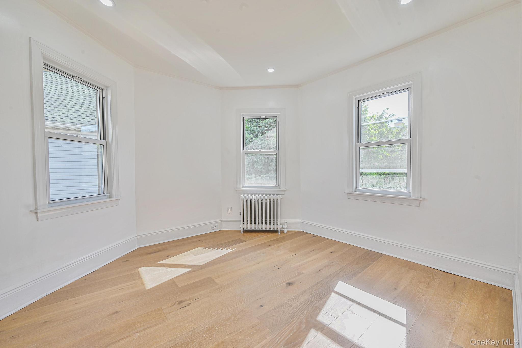 108 N Forest Avenue – For Sale photo 14