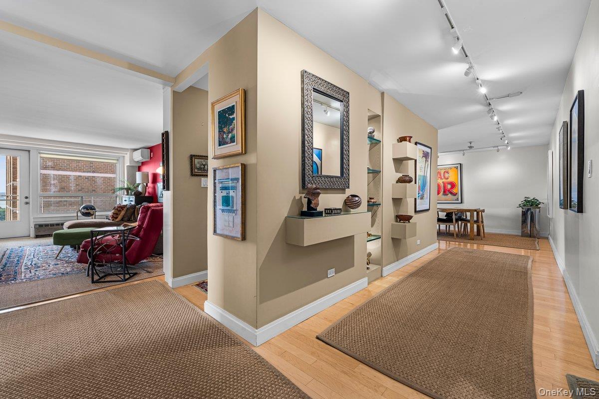 2575 Palisade Avenue, Unit 12AB