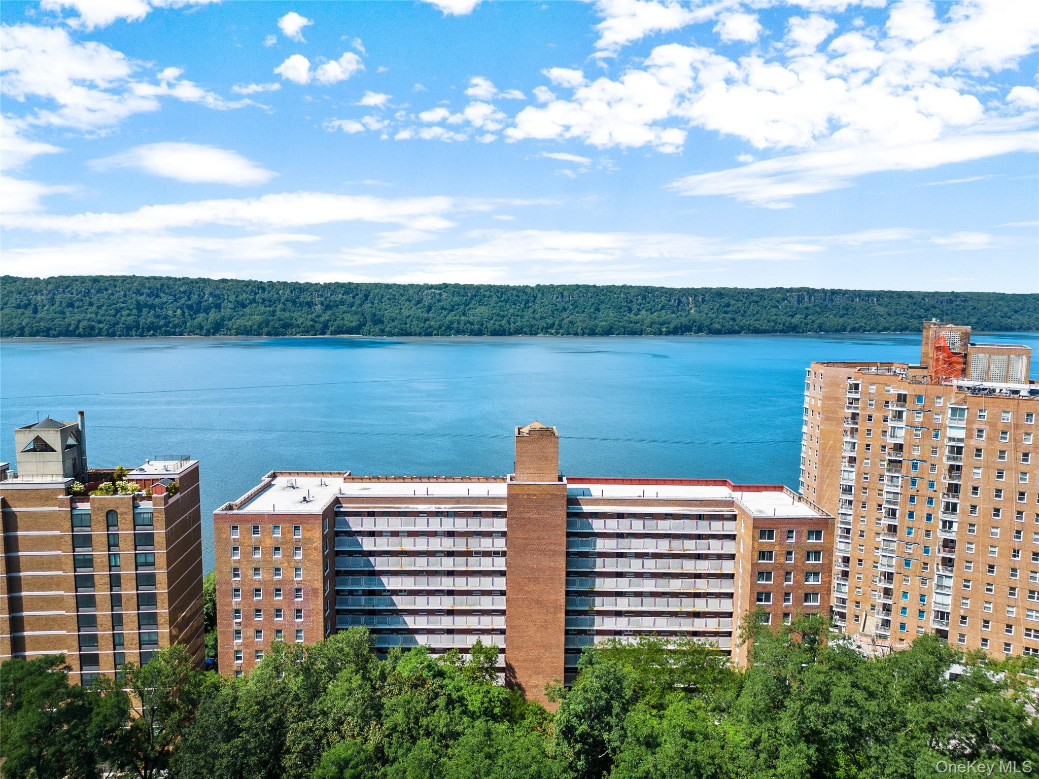 2575 Palisade Avenue, Unit 12AB photo 43