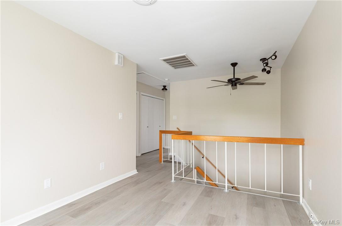 21 Pond Drive W – For Rent photo 35