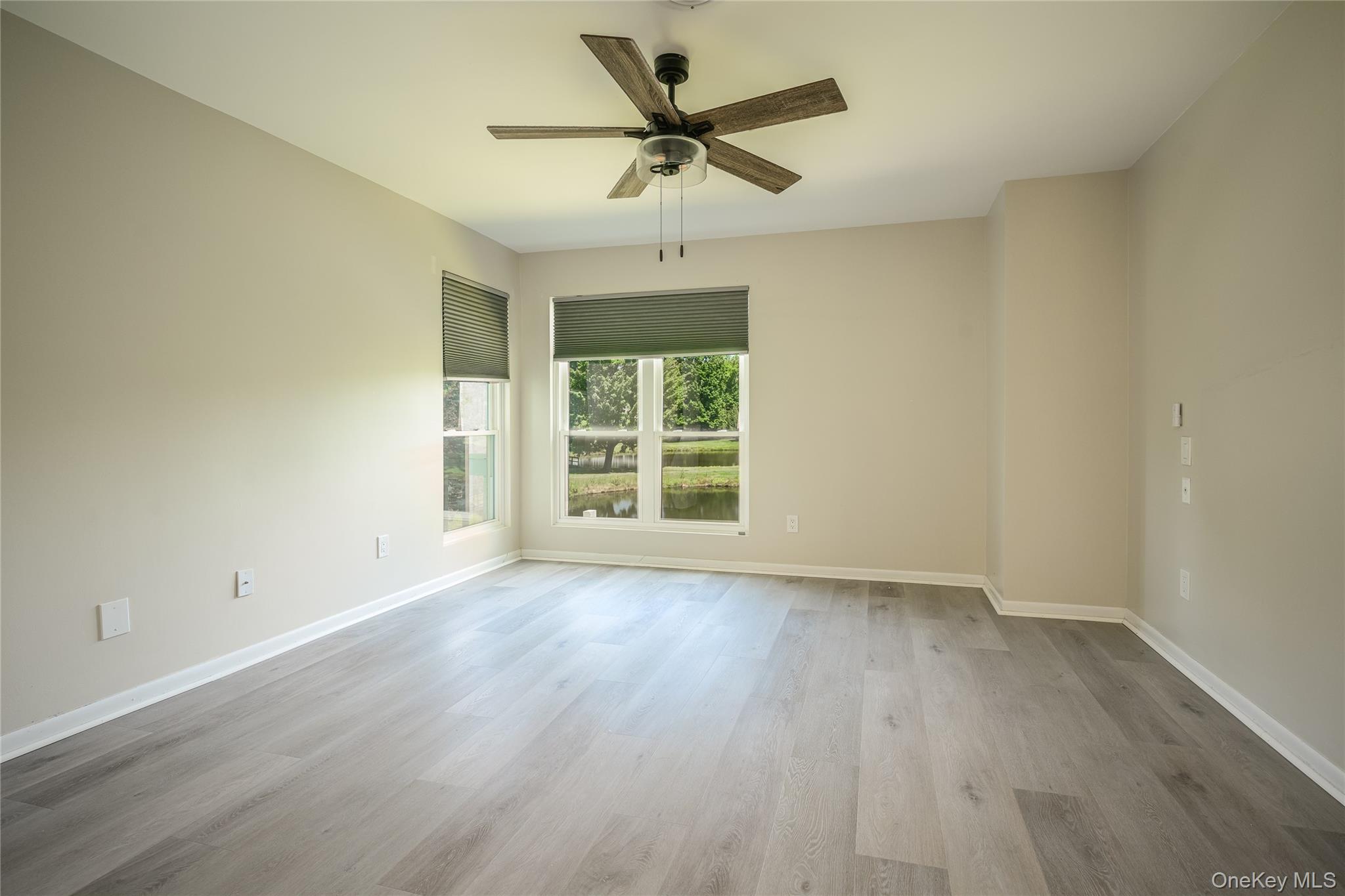 21 Pond Drive W – For Rent photo 10