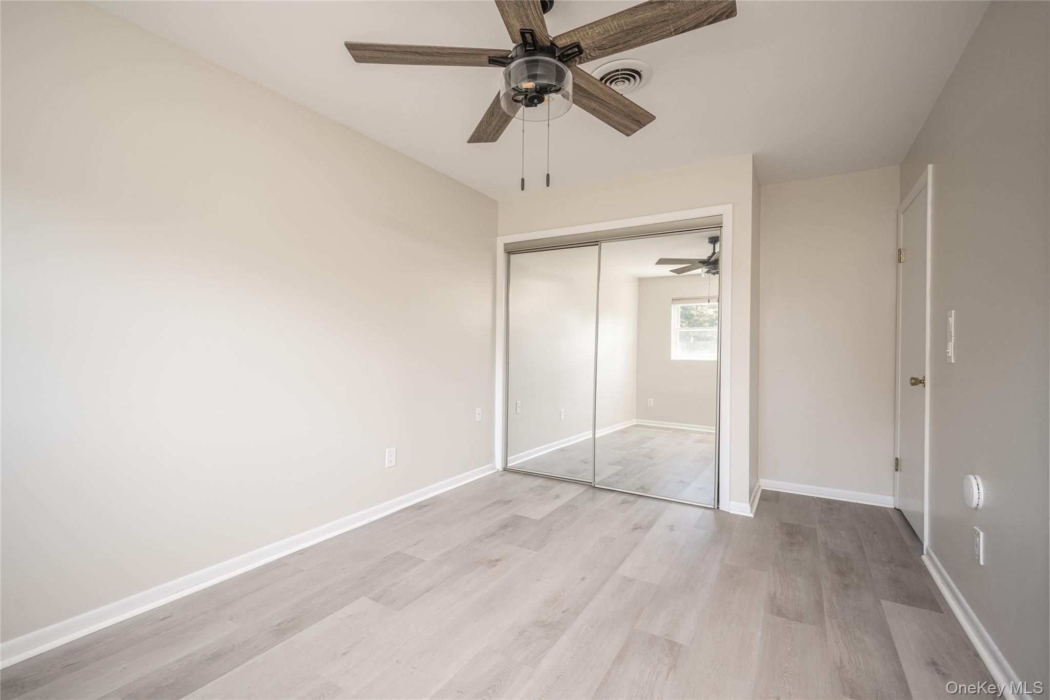 21 Pond Drive W – For Rent photo 23