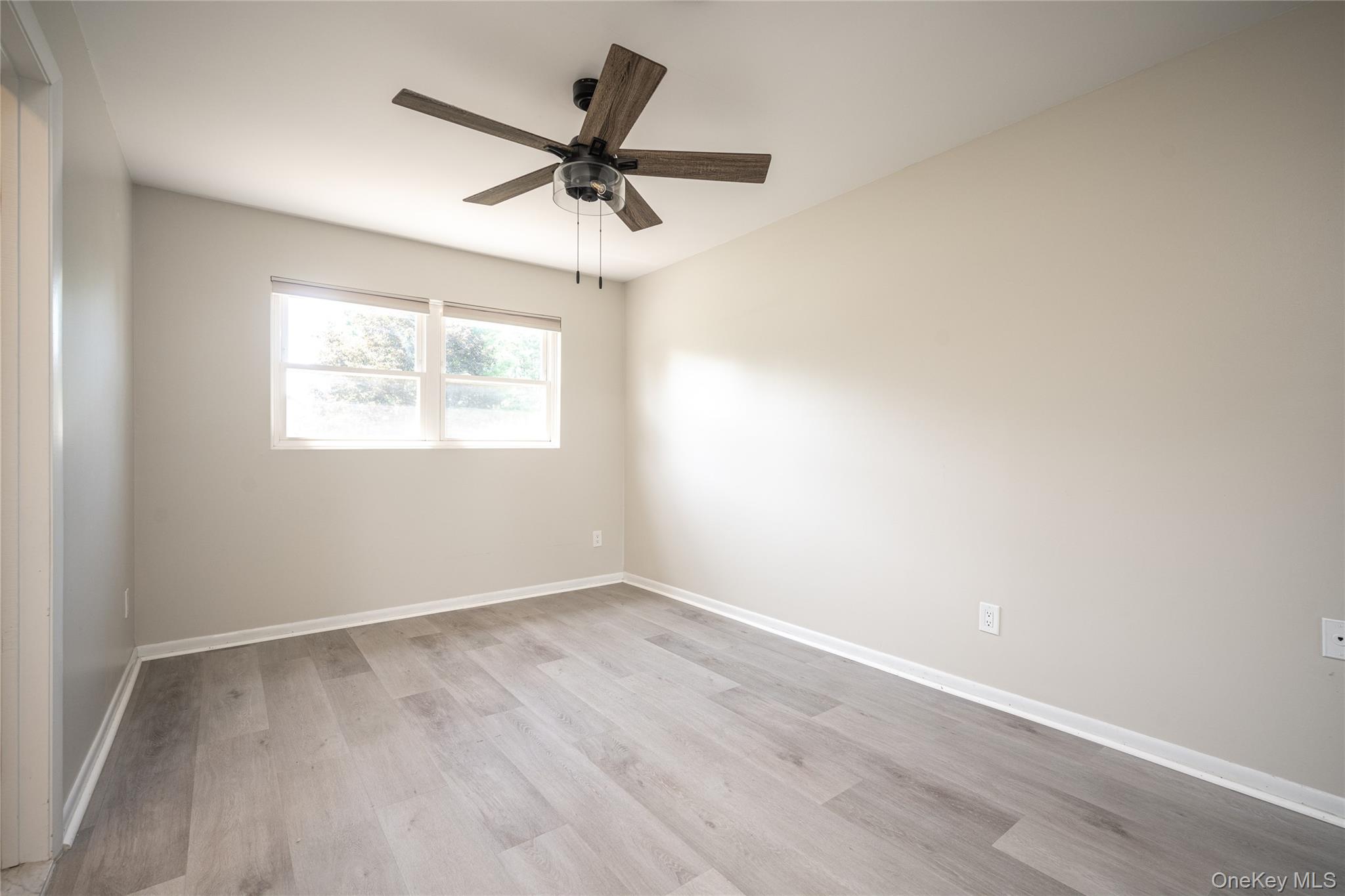 21 Pond Drive W – For Rent photo 21