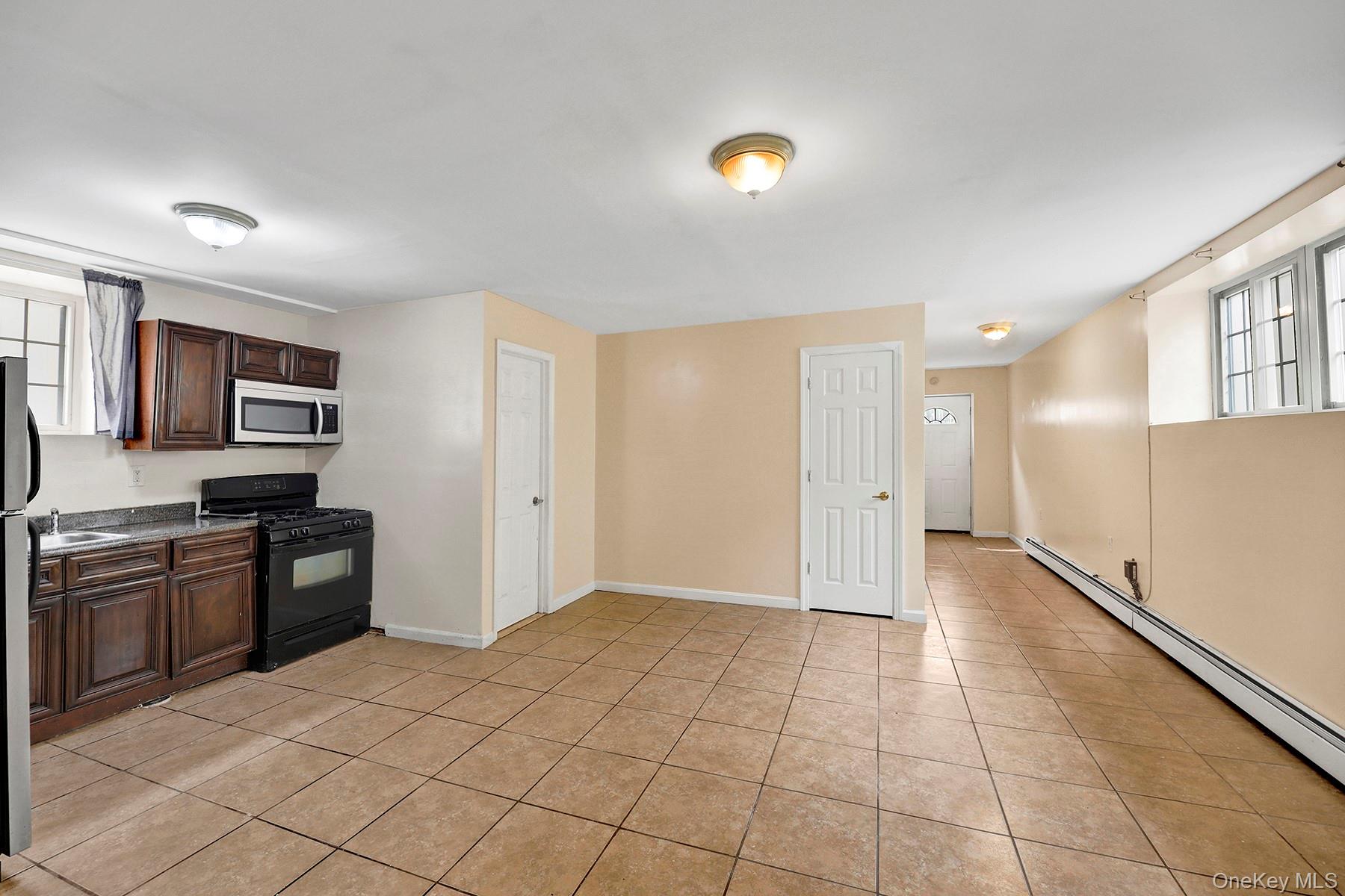 15714 Baisley Boulevard – For Sale photo 30
