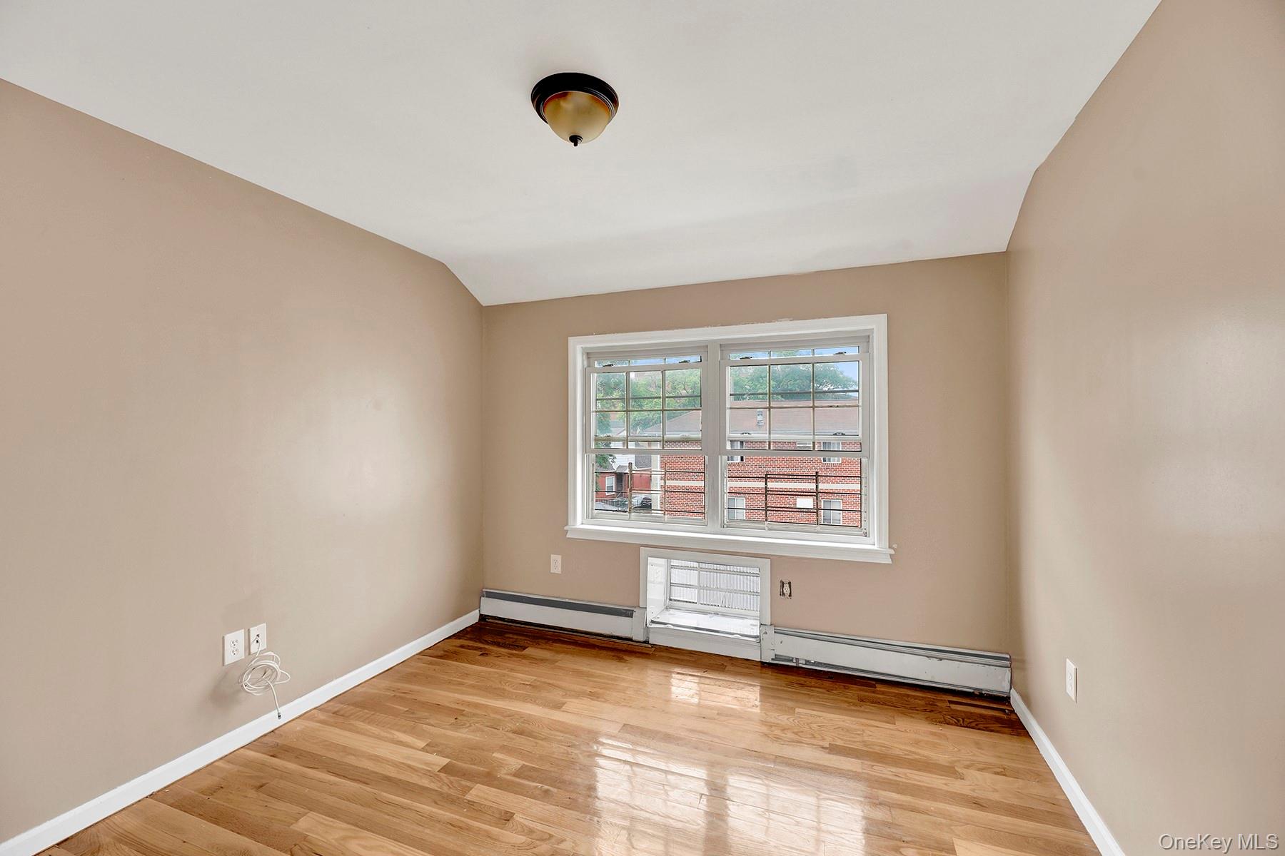 15714 Baisley Boulevard – For Sale photo 28