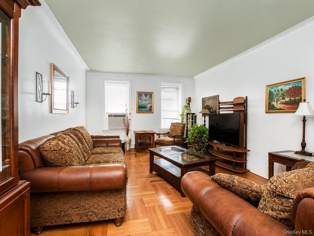 2166 Bronx Park East, Unit 6D photo 9