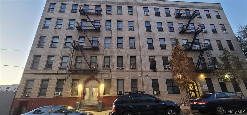 1103 W Franklin Avenue, Unit 20