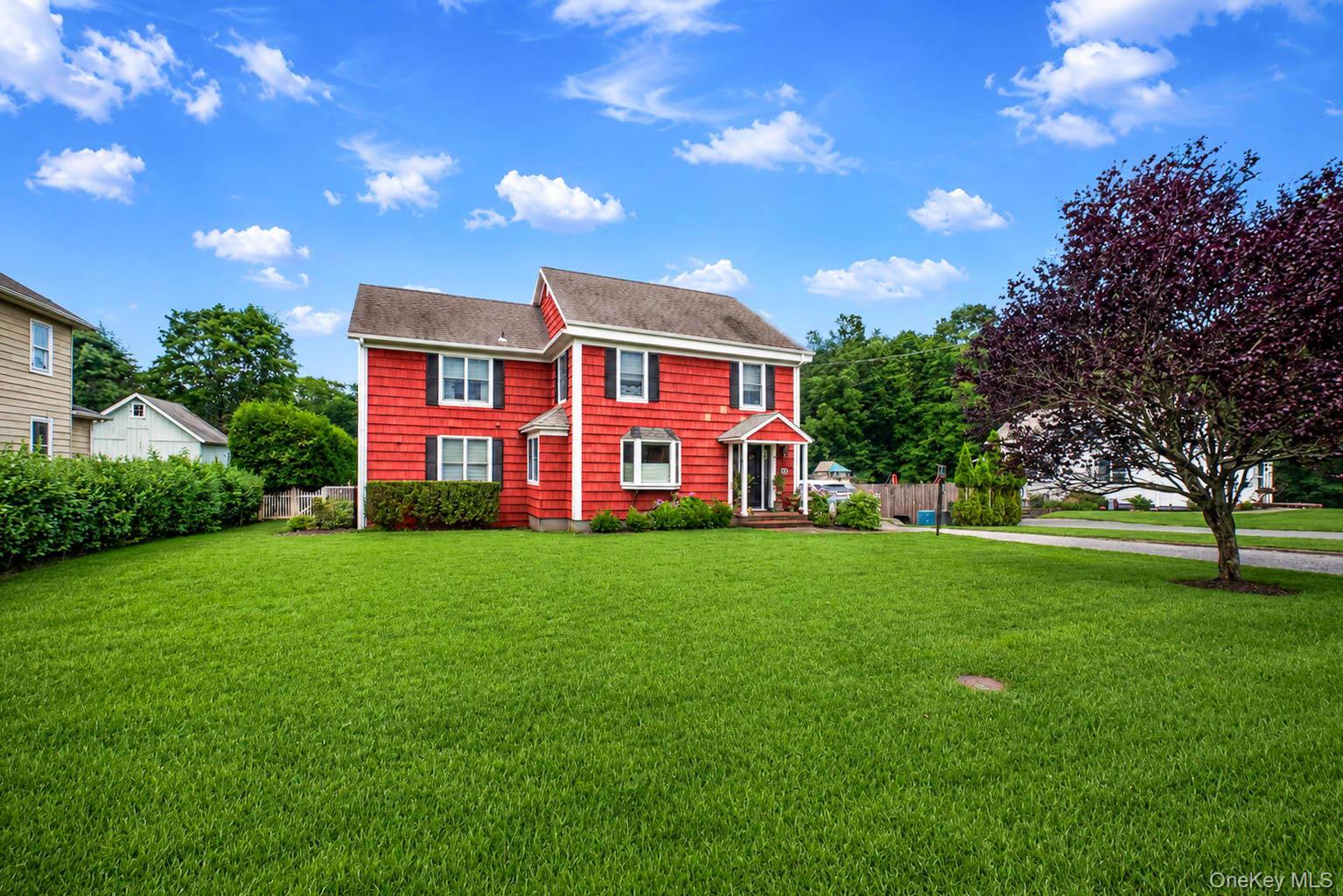 312 Riverside Drive – For Sale photo 3