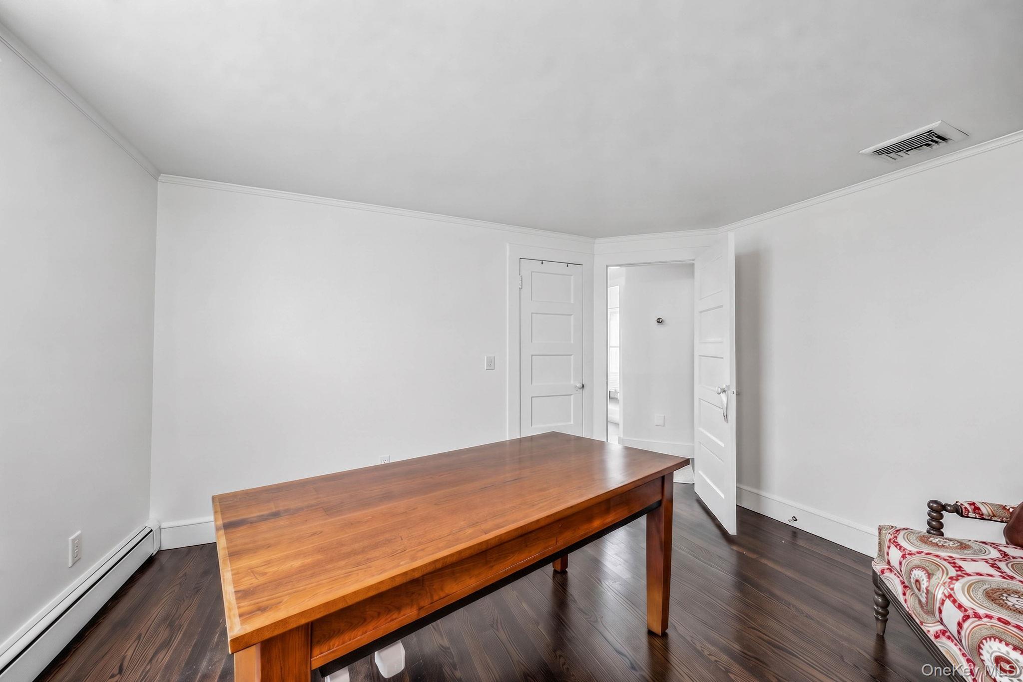 312 Riverside Drive – For Sale photo 27