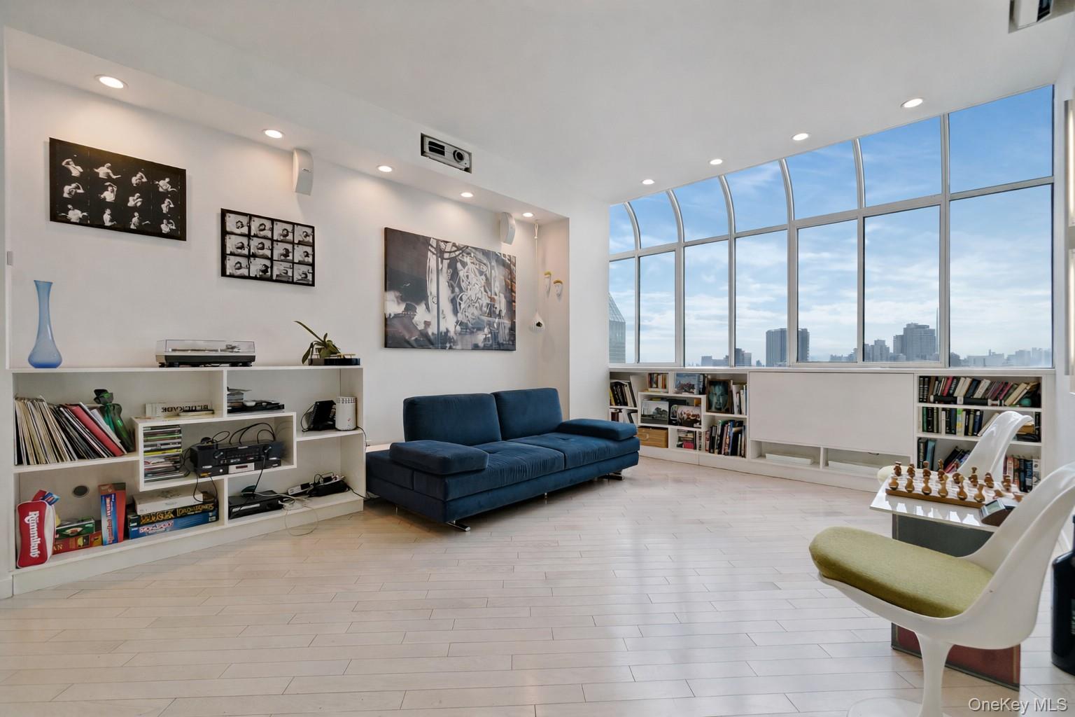 310 E 46th Street, Unit PHT