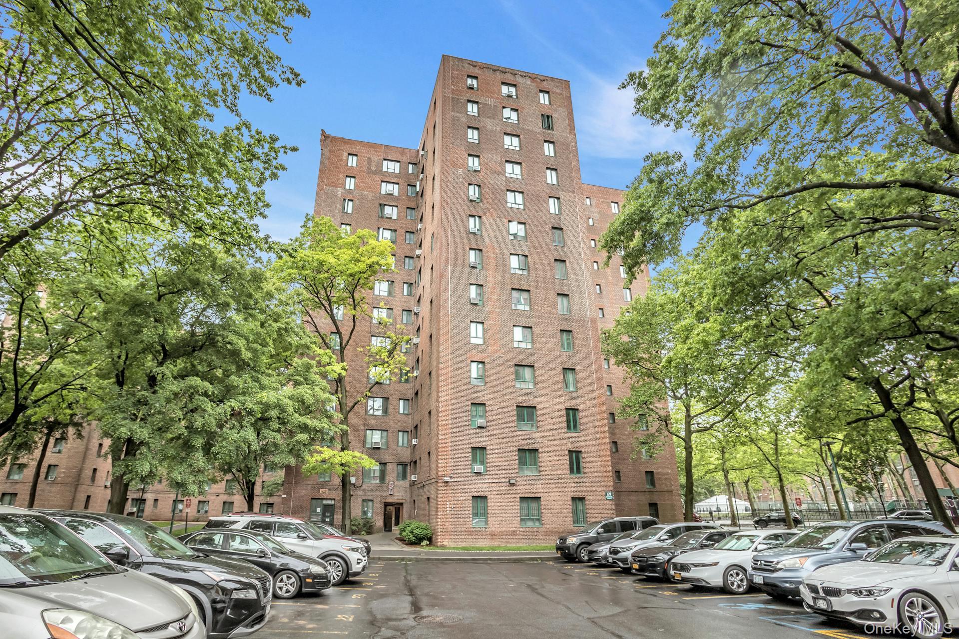 1579 Metropolitan Avenue, Unit 3B photo 4