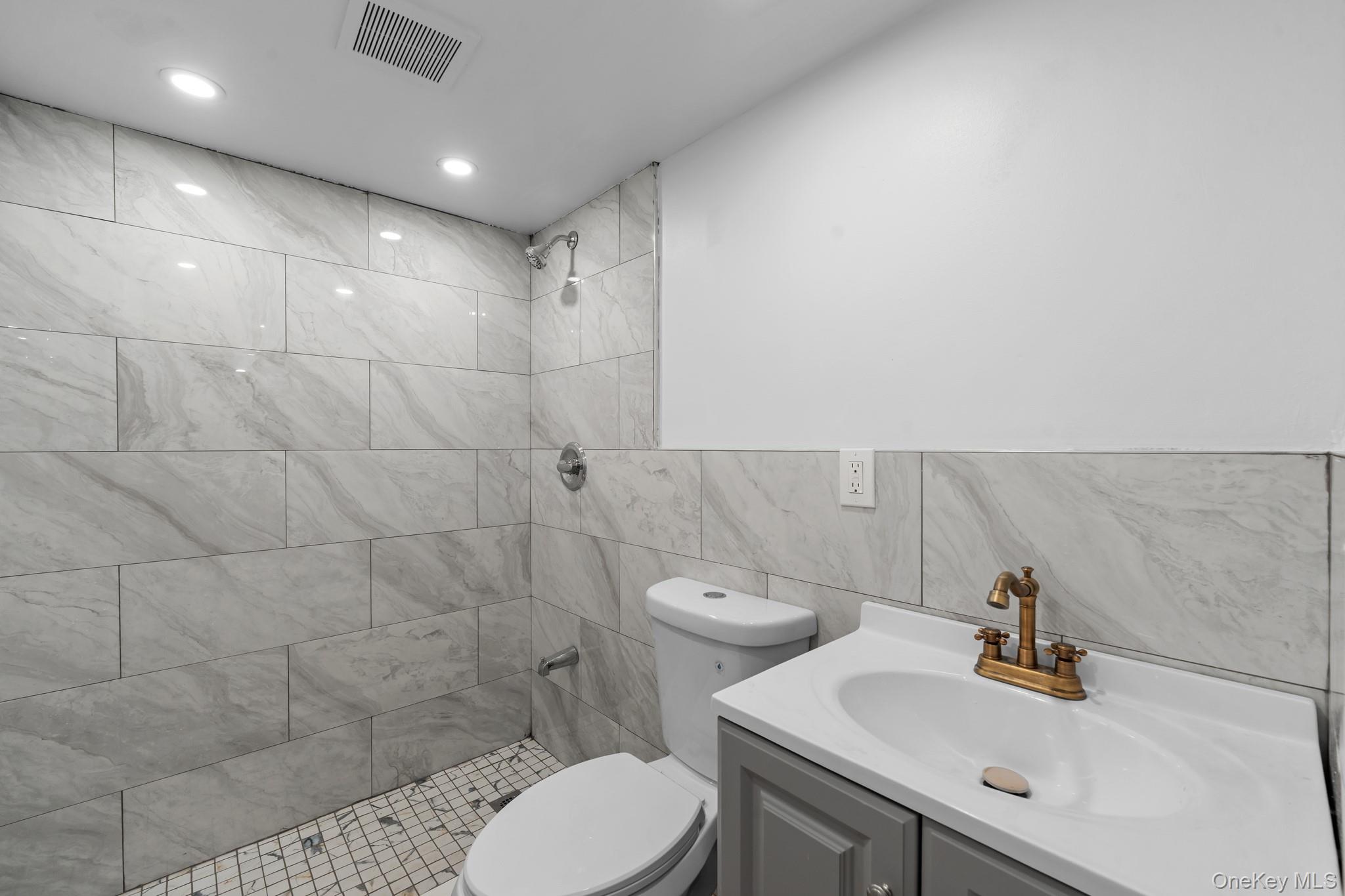17915 134th Avenue – For Sale photo 11