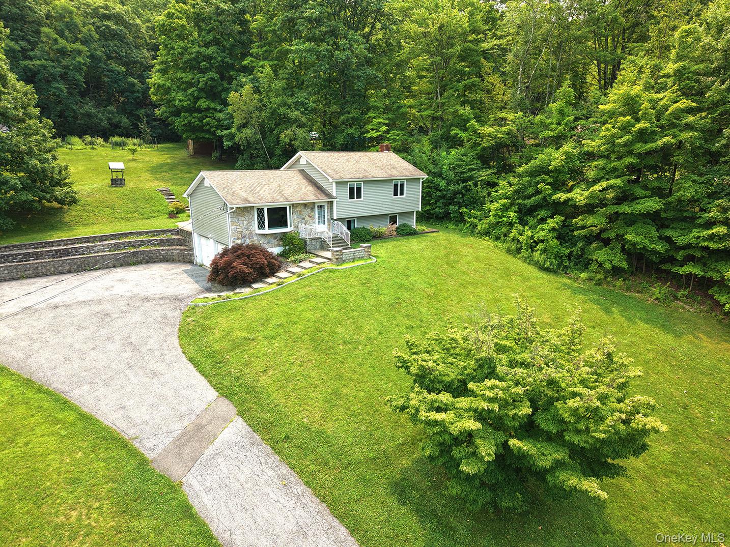 128 Lookout Pass – For Sale photo 4