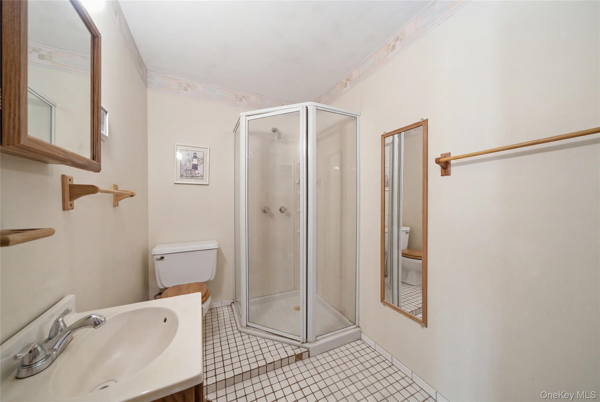 66-28 75th Street – For Sale photo 11