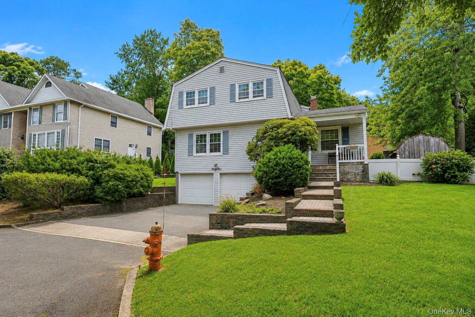 35 Sanford Street – For Sale photo 3