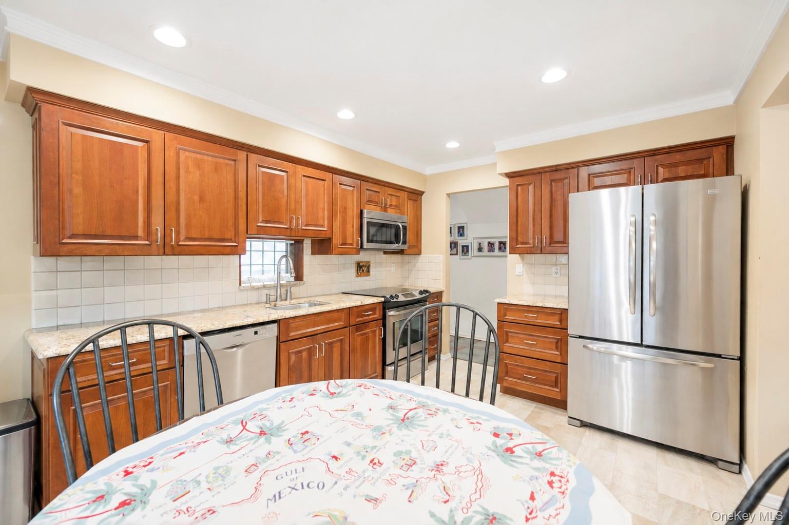 35 Sanford Street – For Sale photo 20