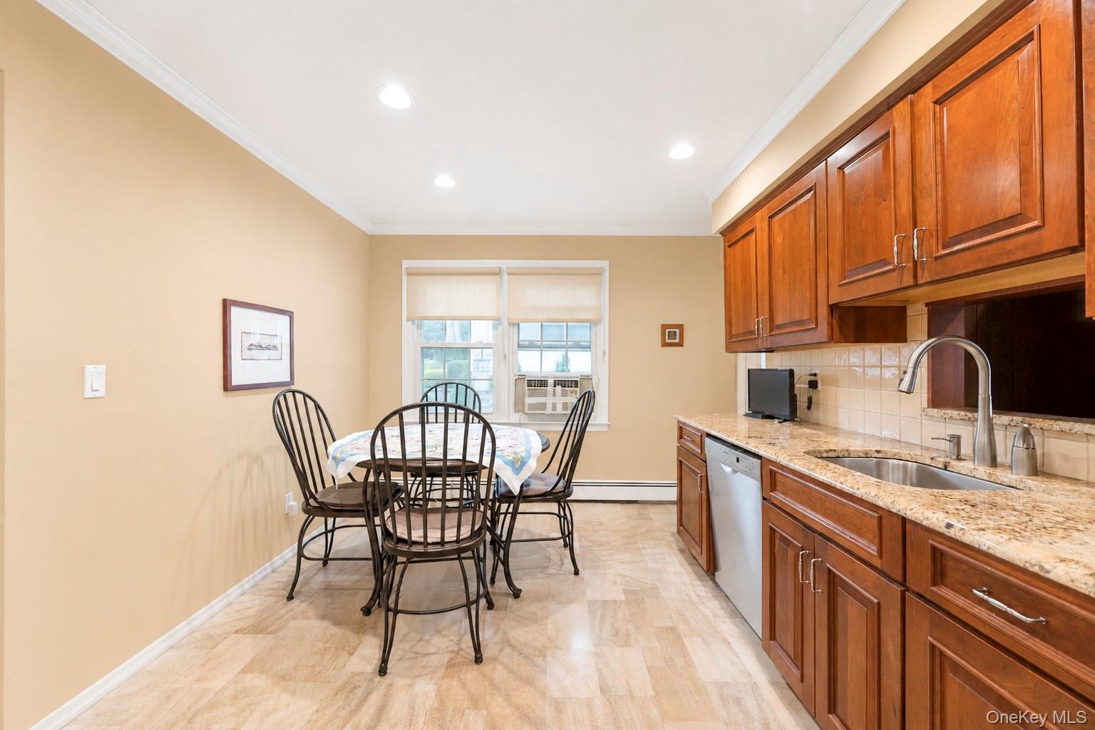 35 Sanford Street – For Sale photo 19
