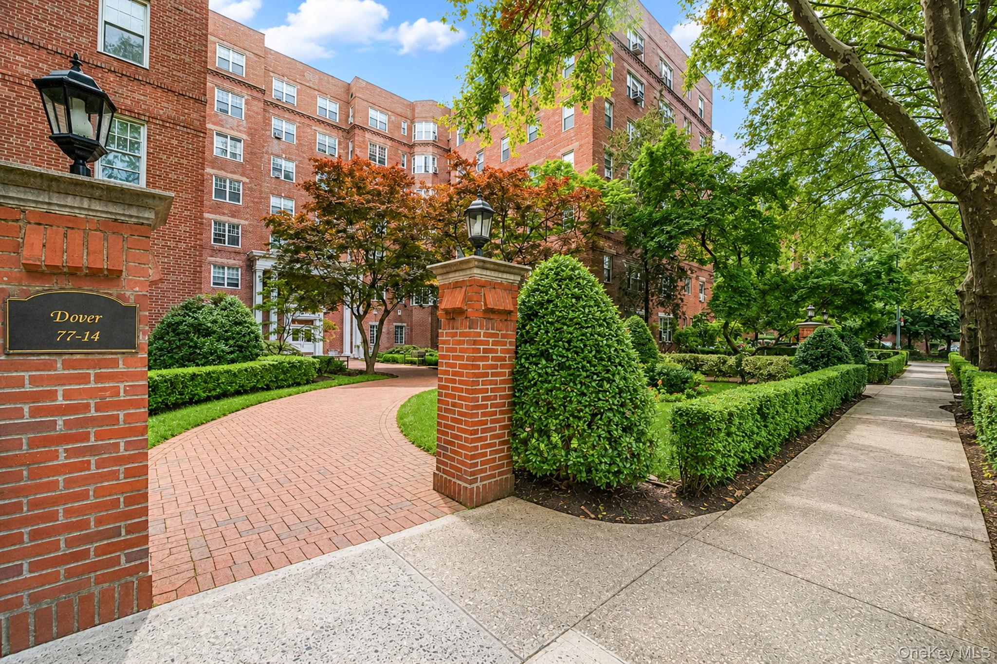 77-14 113th Street, Unit 6R photo 2